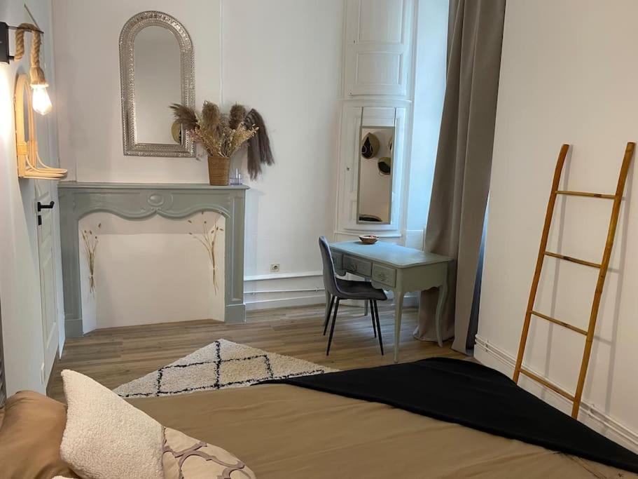 דירות Périgueux Superbe Duplex Vue Cathedrale Exceptionnelle מראה חיצוני תמונה